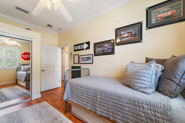 112 Hidden Hollow Drive, Palm Beach Gardens, FL 33418