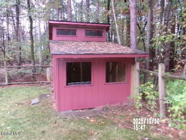 131 Thimbleberry Road, Malta, NY 12020