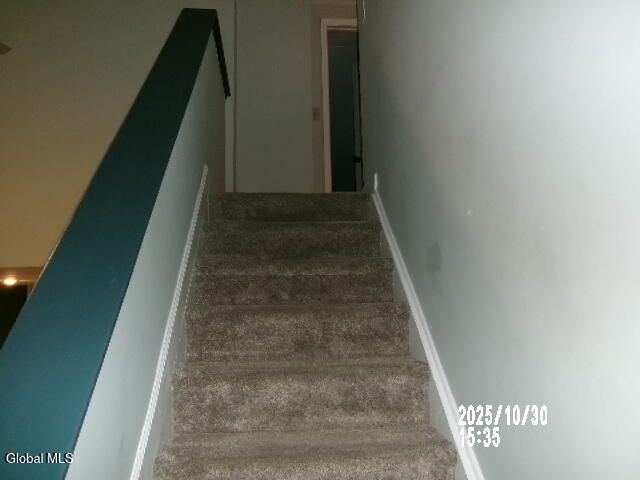 131 Thimbleberry Road, Malta, NY 12020