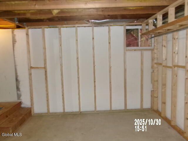 131 Thimbleberry Road, Malta, NY 12020