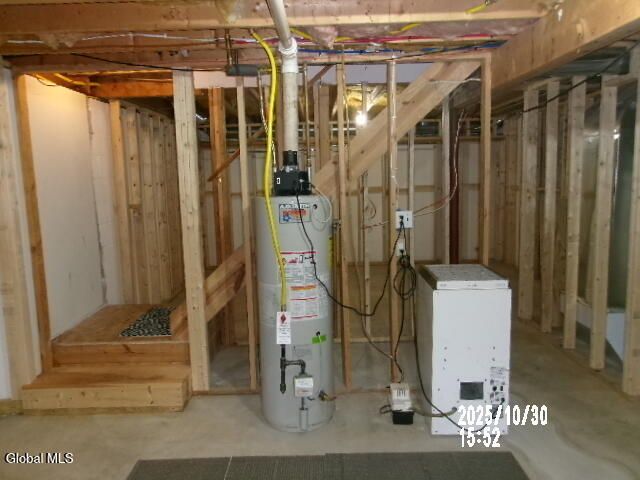 131 Thimbleberry Road, Malta, NY 12020