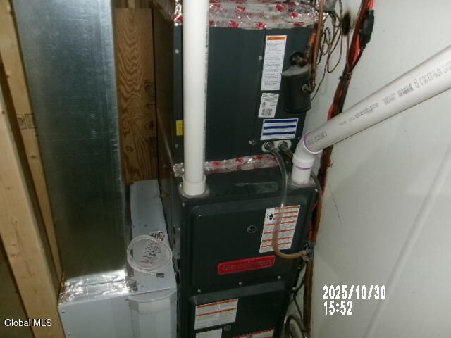 131 Thimbleberry Road, Malta, NY 12020