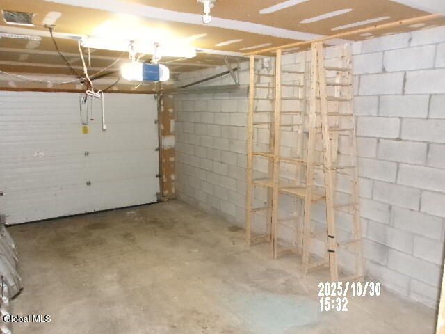 131 Thimbleberry Road, Malta, NY 12020