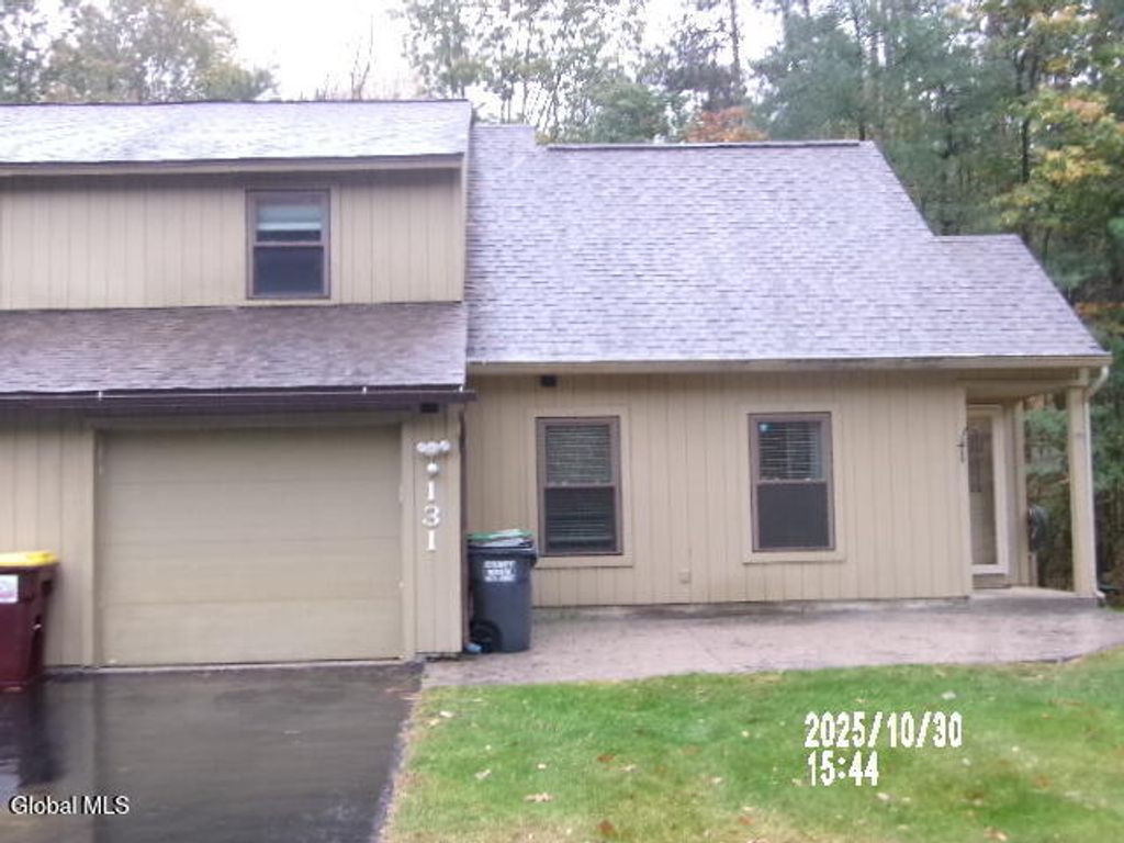 131 Thimbleberry Road, Malta, NY 12020