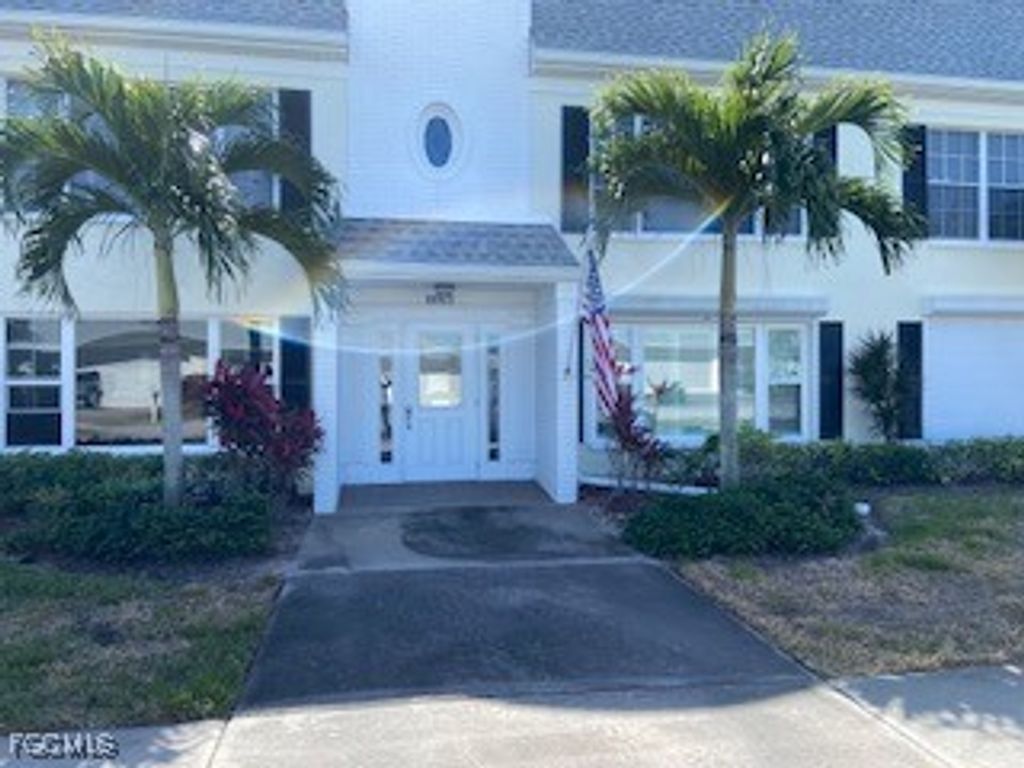 1326 S Brandywine CIR 1, Fort Myers, FL 33919