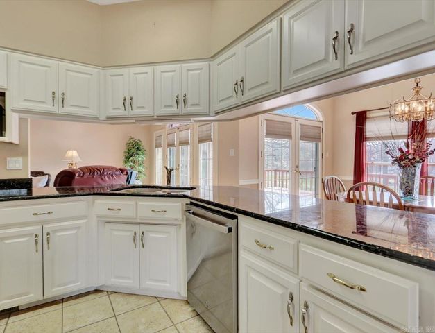 120 Pineapple Drive, Hot Springs, AR 71913