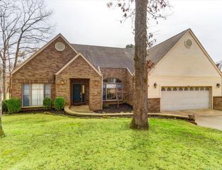 120 Pineapple Drive, Hot Springs, AR 71913