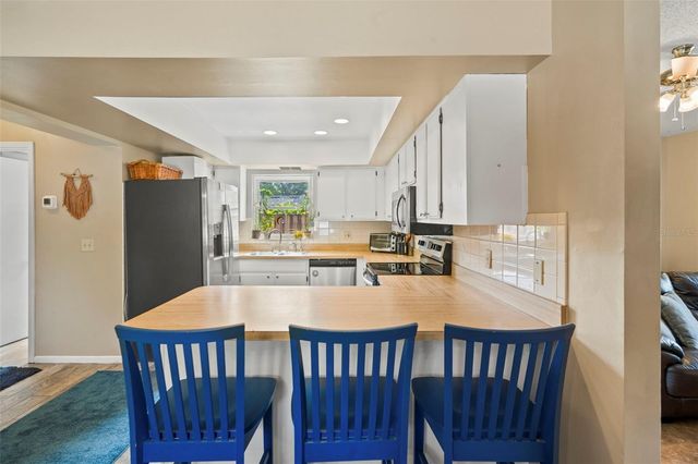 2355 14TH AVENUE N, St Petersburg, FL 33713
