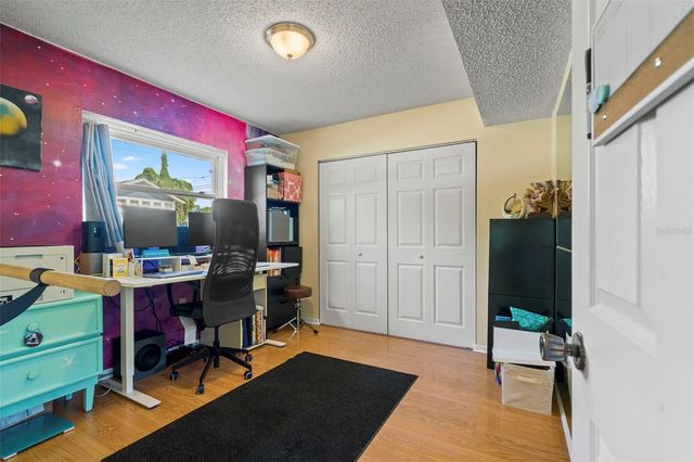 2355 14TH AVENUE N, St Petersburg, FL 33713