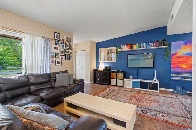 2355 14TH AVENUE N, St Petersburg, FL 33713