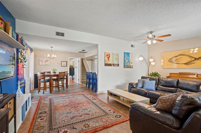 2355 14TH AVENUE N, St Petersburg, FL 33713