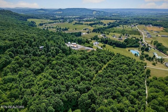 1005 Bethlehem Estates Drive, Livingston, TN 38570