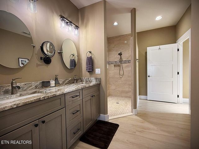 1005 Bethlehem Estates Drive, Livingston, TN 38570
