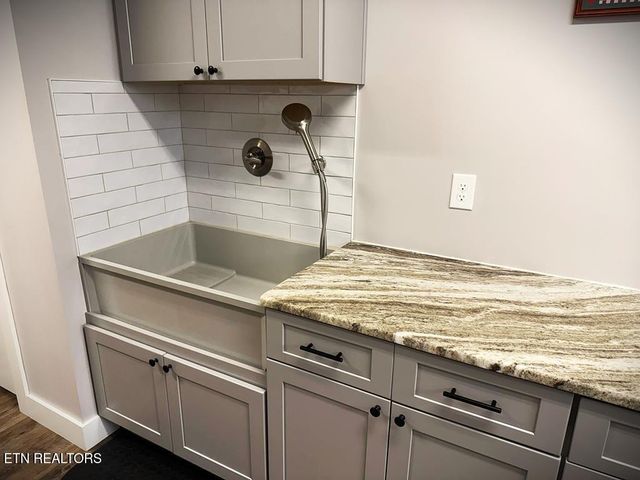 1005 Bethlehem Estates Drive, Livingston, TN 38570