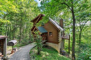 2941 Valley Springs Way, Sevierville, TN 37862