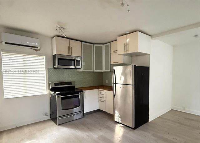 648 NE 80th Street, Miami, FL 33138