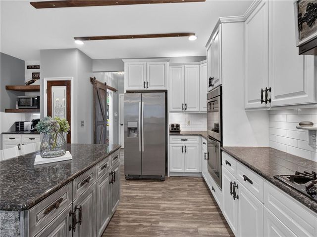 6355 Lake Oak Landing, Cumming, GA 30040