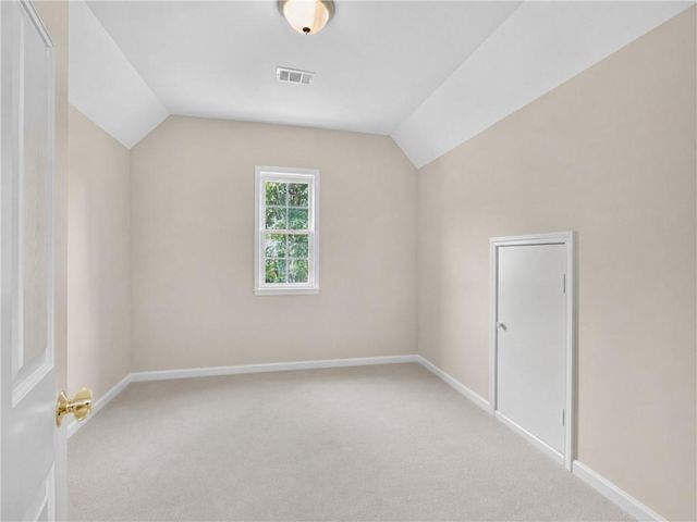 6355 Lake Oak Landing, Cumming, GA 30040