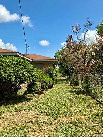231 Orchard, San Antonio, TX 78220