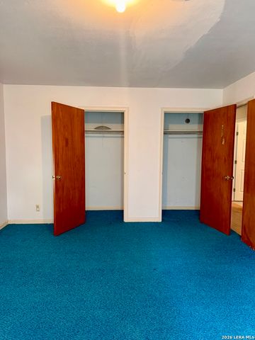 231 Orchard, San Antonio, TX 78220