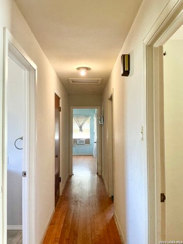 231 Orchard, San Antonio, TX 78220