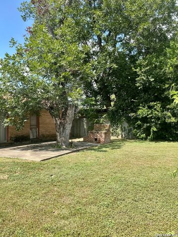 231 Orchard, San Antonio, TX 78220