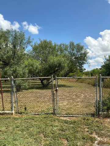 231 Orchard, San Antonio, TX 78220