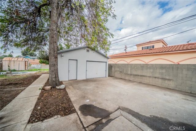 1163 N White Avenue, Pomona, CA 91768