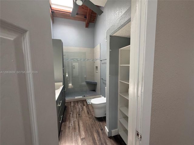 2645 S Parkview Dr 2645, Hallandale Beach, FL 33009