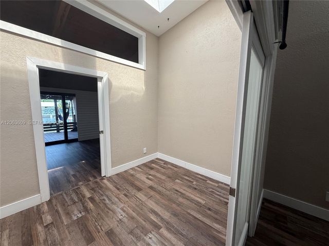 2645 S Parkview Dr 2645, Hallandale Beach, FL 33009