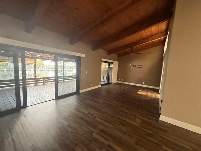 2645 S Parkview Dr 2645, Hallandale Beach, FL 33009