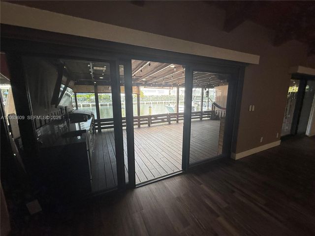 2645 S Parkview Dr 2645, Hallandale Beach, FL 33009