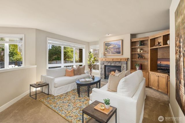 27520 SE 31st Place, Sammamish, WA 98075