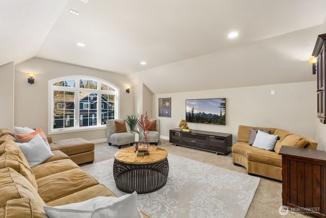 27520 SE 31st Place, Sammamish, WA 98075