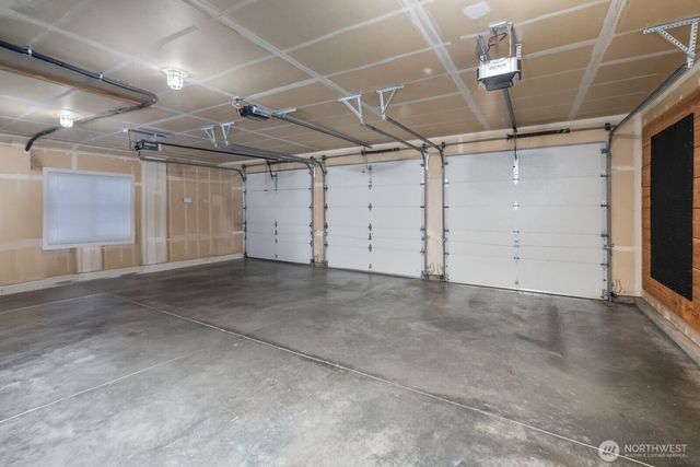 27520 SE 31st Place, Sammamish, WA 98075