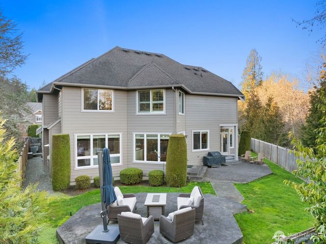 27520 SE 31st Place, Sammamish, WA 98075