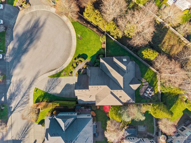 27520 SE 31st Place, Sammamish, WA 98075