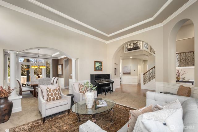 27520 SE 31st Place, Sammamish, WA 98075