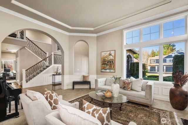 27520 SE 31st Place, Sammamish, WA 98075