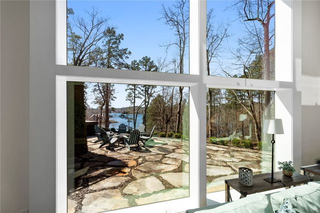 510 S Point Boulevard, Sunset, SC 29685