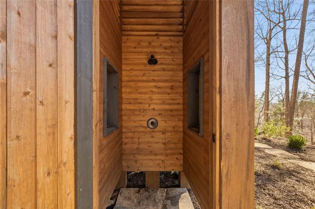 510 S Point Boulevard, Sunset, SC 29685