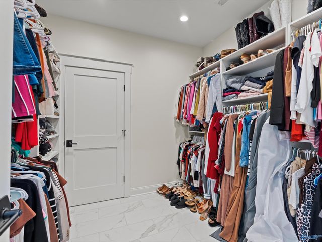 498 Ridgefield Circle, Guntersville, AL 35976