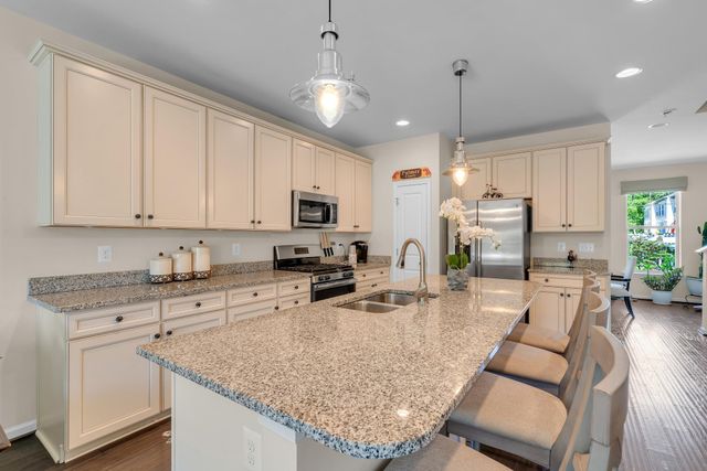 7639 LYNDON CT, Glen Burnie, MD 21060