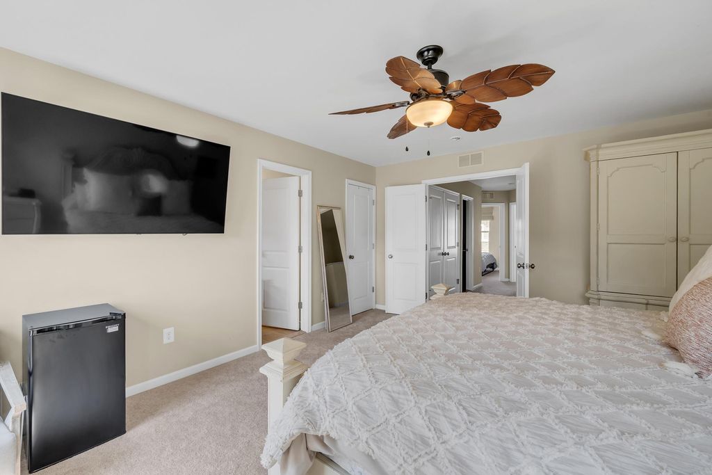 Image 18 of property listing at 7639 LYNDON CT, Glen Burnie, MD 21060