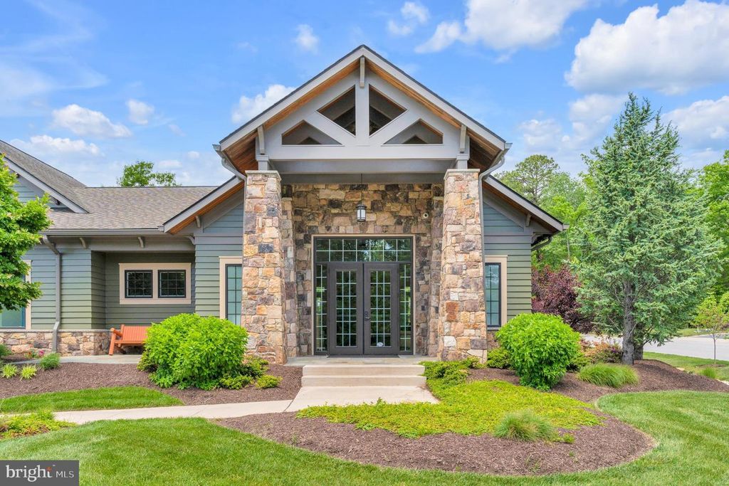 Image 25 of property listing at 7639 LYNDON CT, Glen Burnie, MD 21060