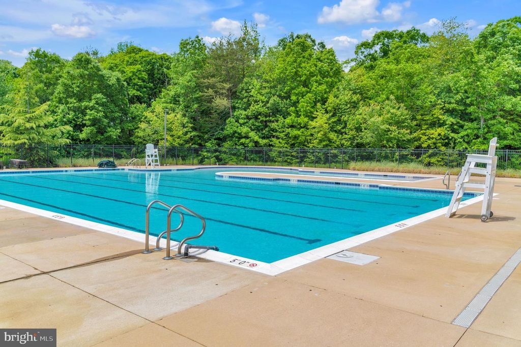 Image 28 of property listing at 7639 LYNDON CT, Glen Burnie, MD 21060