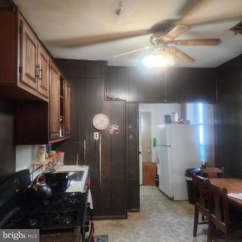 5450 WEBSTER ST, Philadelphia, PA 19143