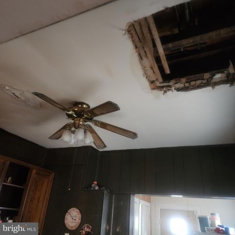 5450 WEBSTER ST, Philadelphia, PA 19143