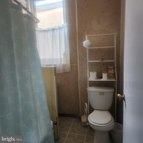 5450 WEBSTER ST, Philadelphia, PA 19143