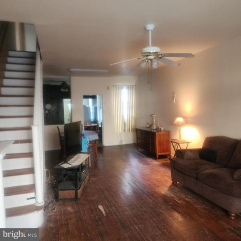 5450 WEBSTER ST, Philadelphia, PA 19143